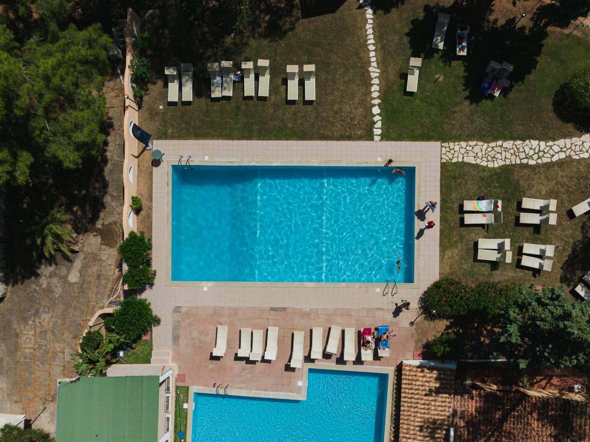 ホテル Amareclub Rocca Dorada サンタ・マルゲリータ・ディ・プーラ エクステリア 写真